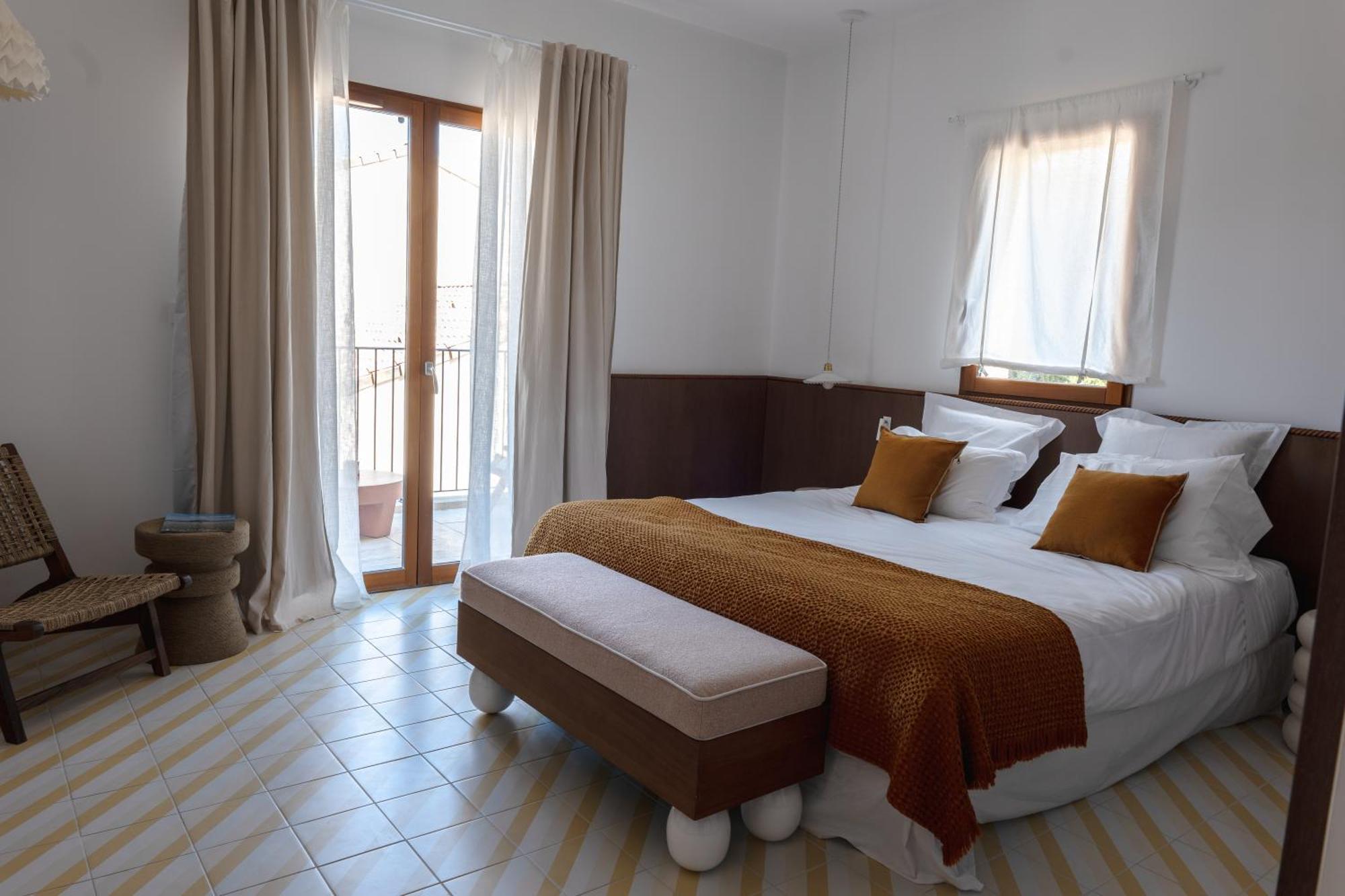Boutique Hotel Responsable Et Restaurant Basgi Basgi Saint-Florent  Exterior foto
