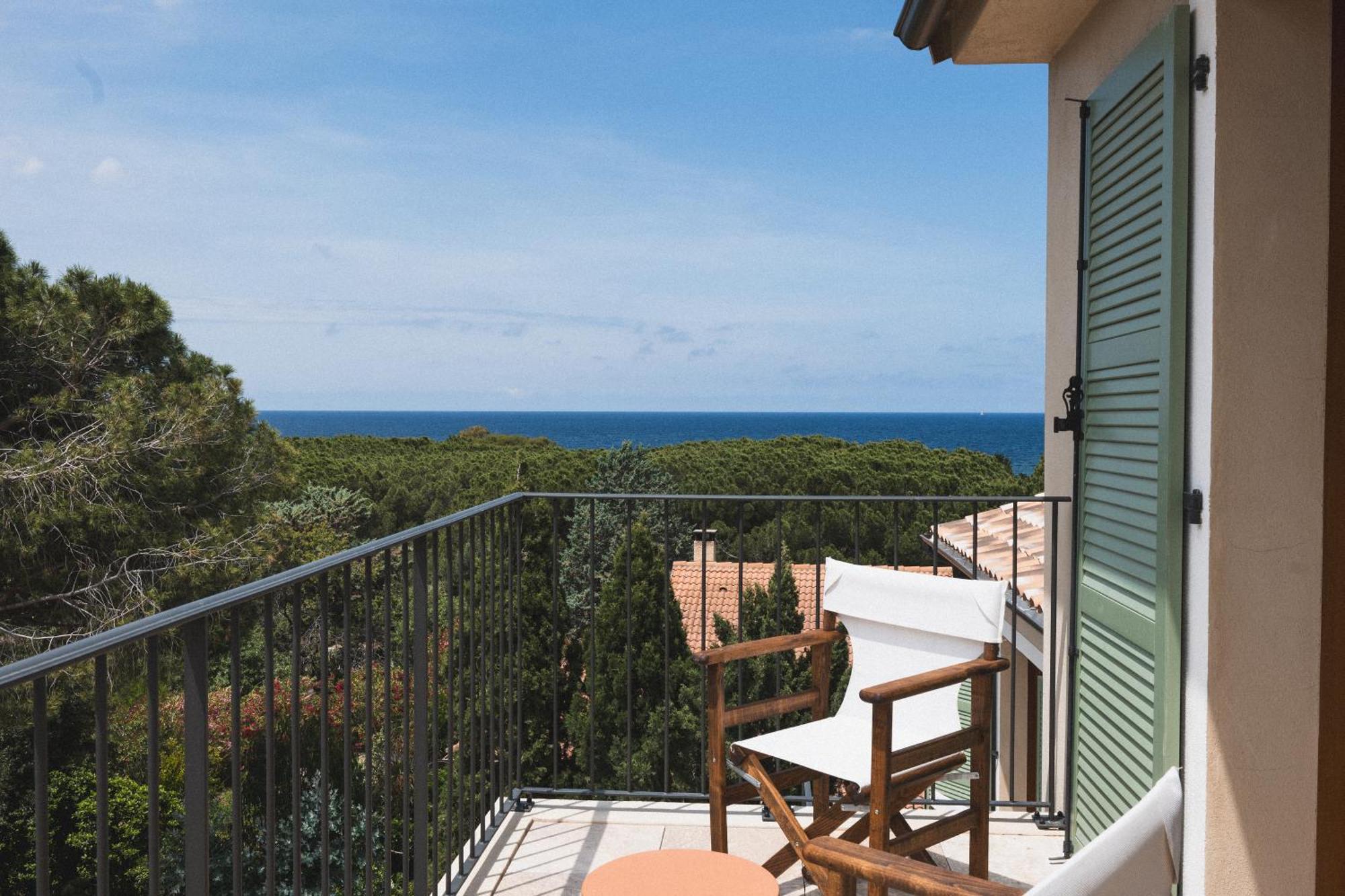Boutique Hotel Responsable Et Restaurant Basgi Basgi Saint-Florent  Exterior foto