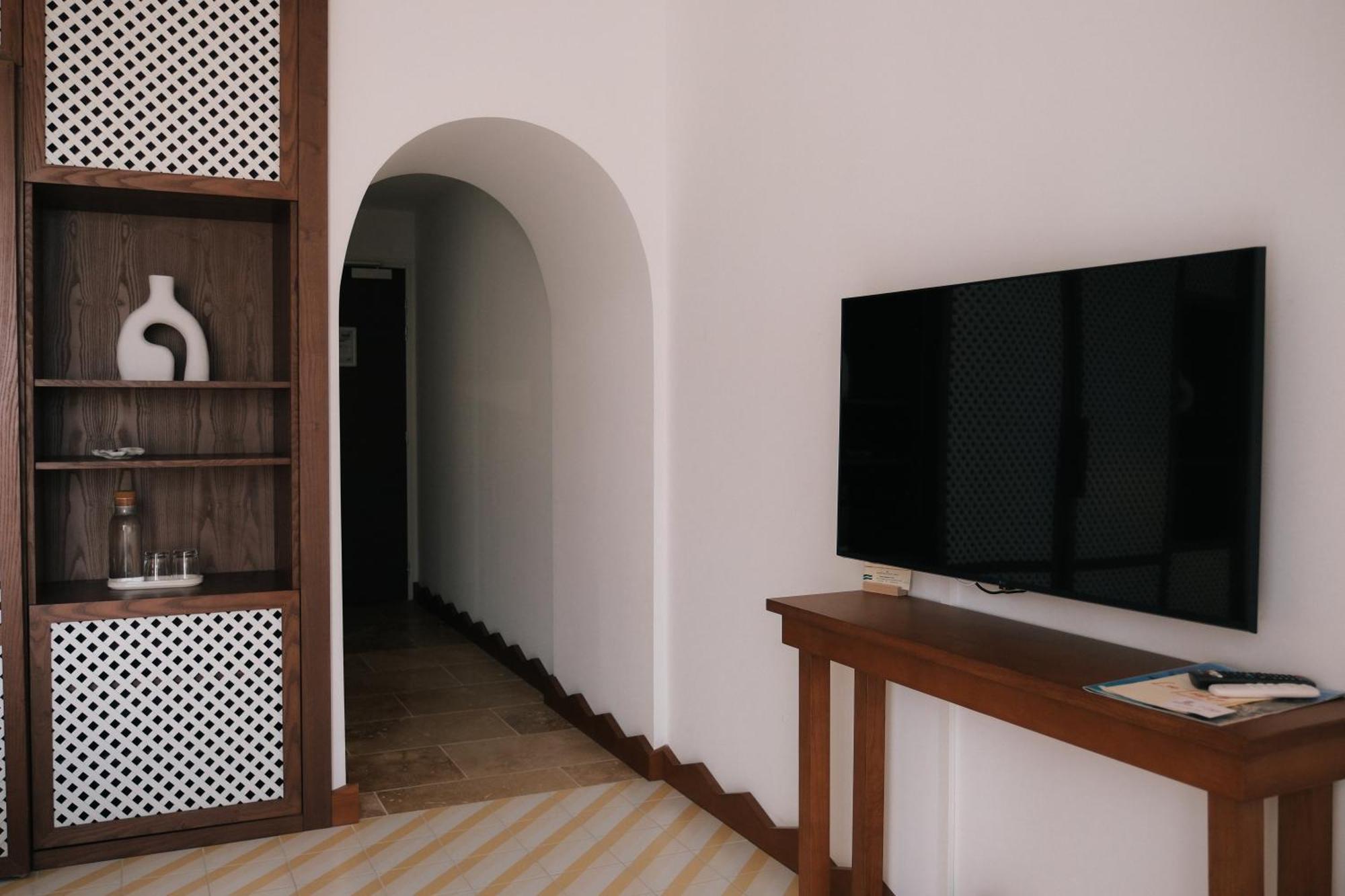 Boutique Hotel Responsable Et Restaurant Basgi Basgi Saint-Florent  Zimmer foto