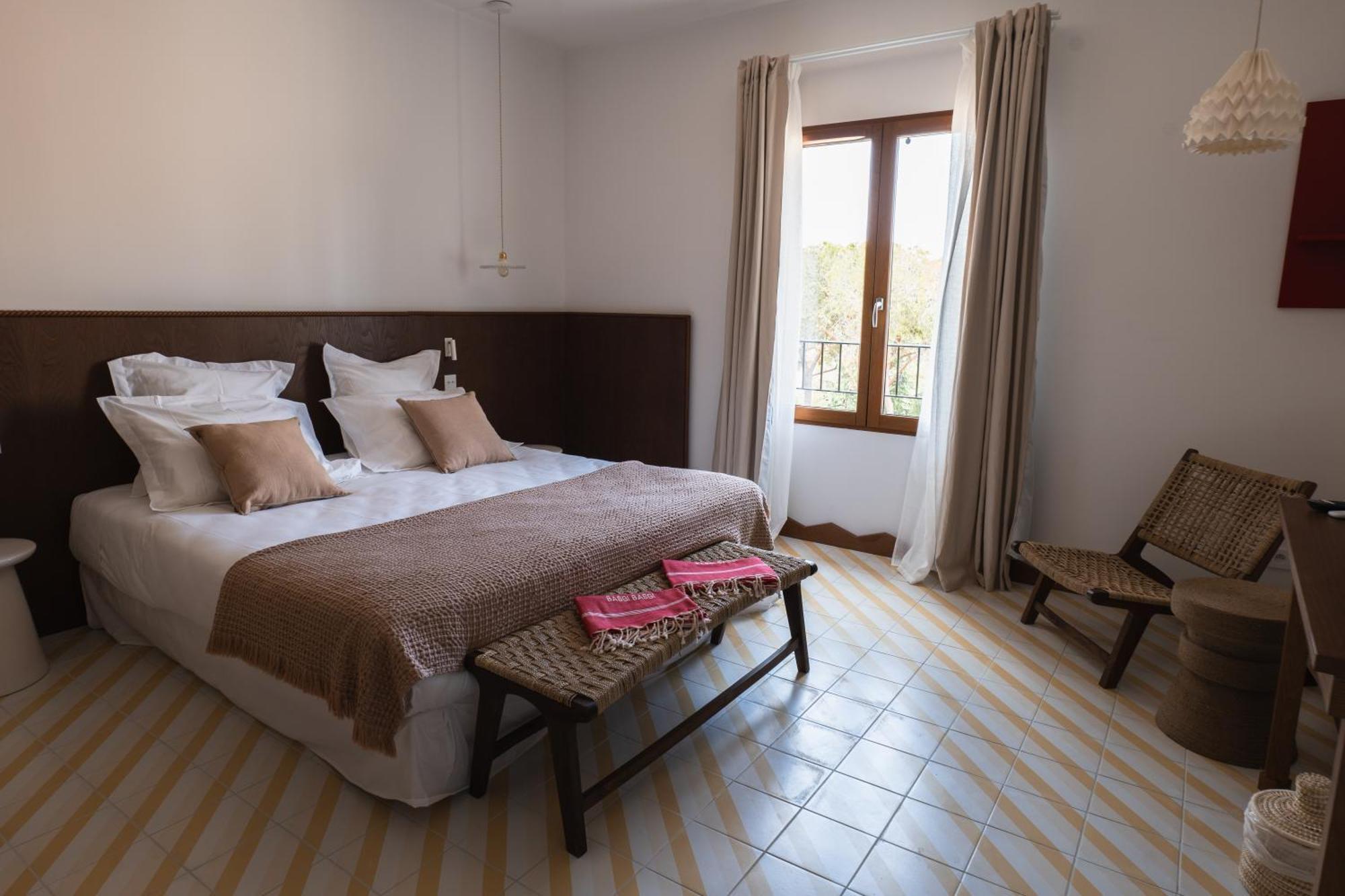 Boutique Hotel Responsable Et Restaurant Basgi Basgi Saint-Florent  Exterior foto
